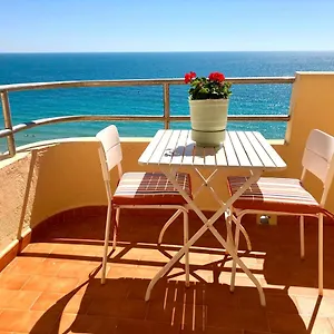 Gatu Bani Con Terraza Y Vista Frontal Al Mar Cádiz